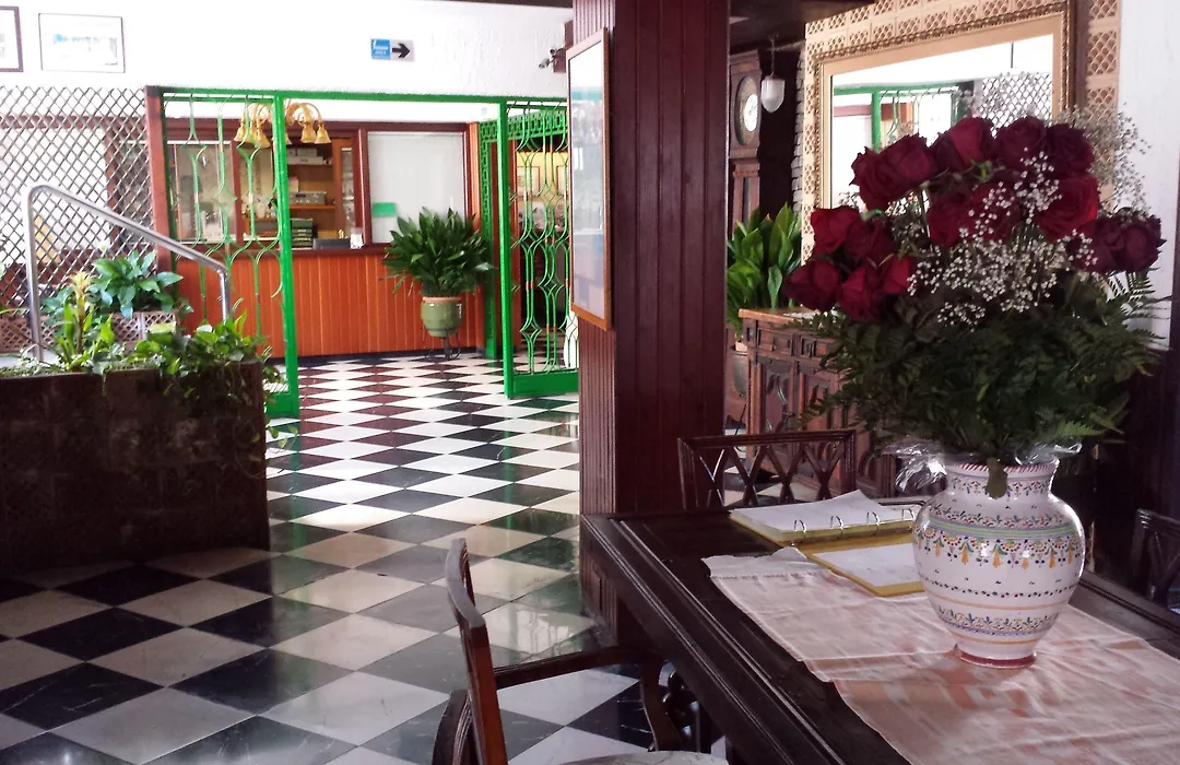 Hostal Cas Bombu-1