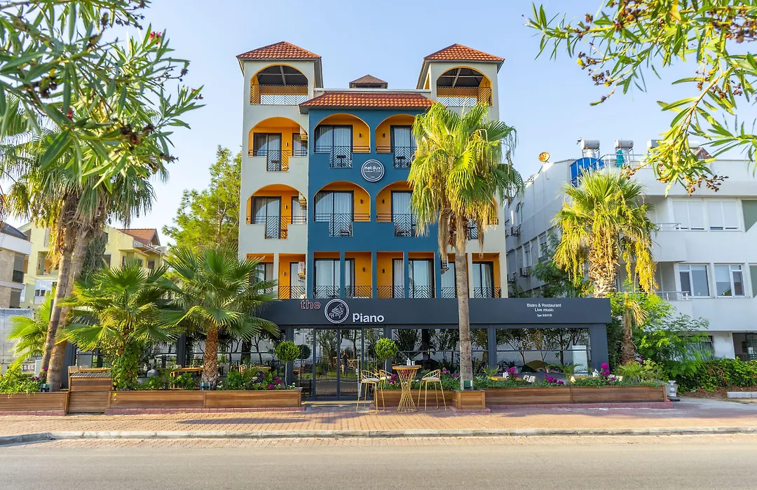Nebiluex Hotel-1