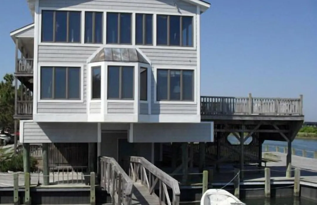 Island Resort-1