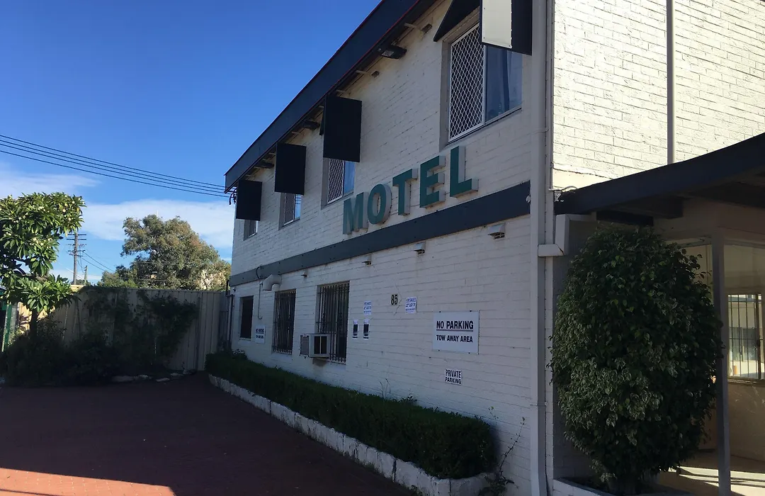 Westside Motor Inn-1