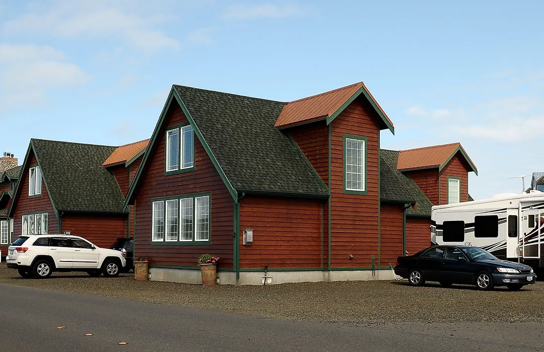 Collins Inn & Seaside Cottages (Adults Only)-1