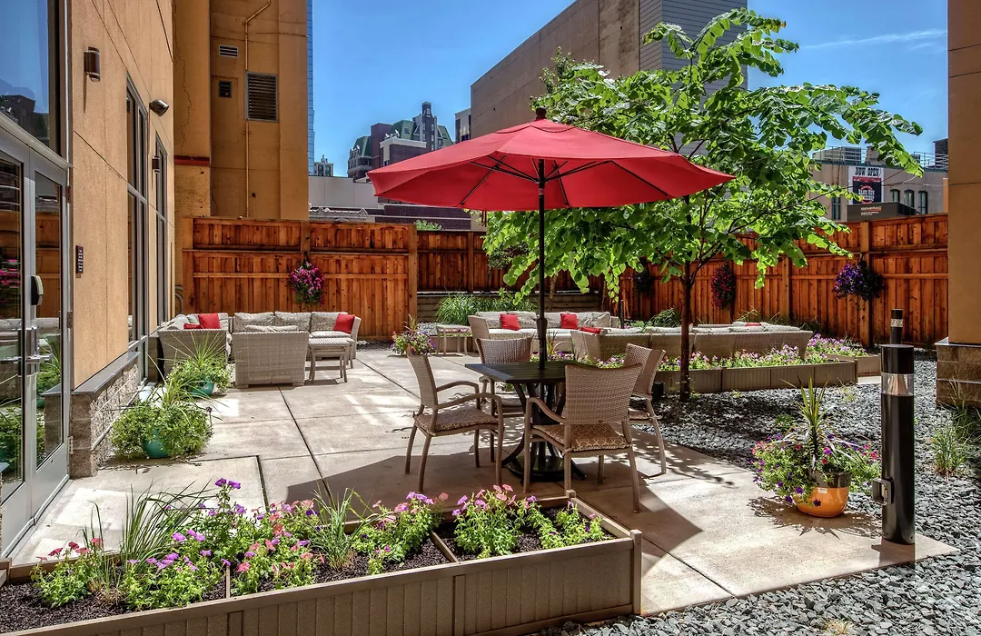 Hampton Inn & Suites - Minneapolis/Downtown-1