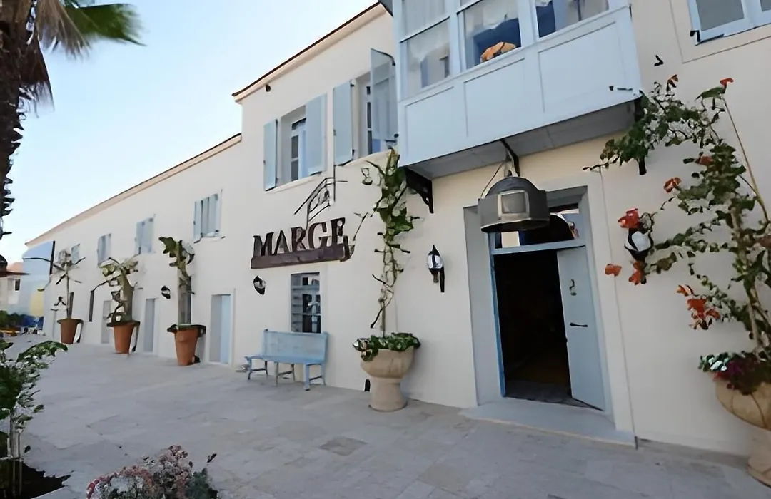 Marge Hotel-1