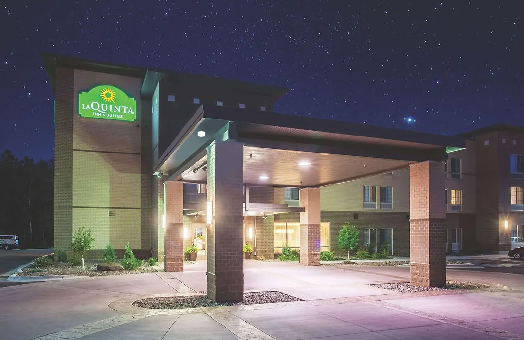 La Quinta By Wyndham Duluth-1