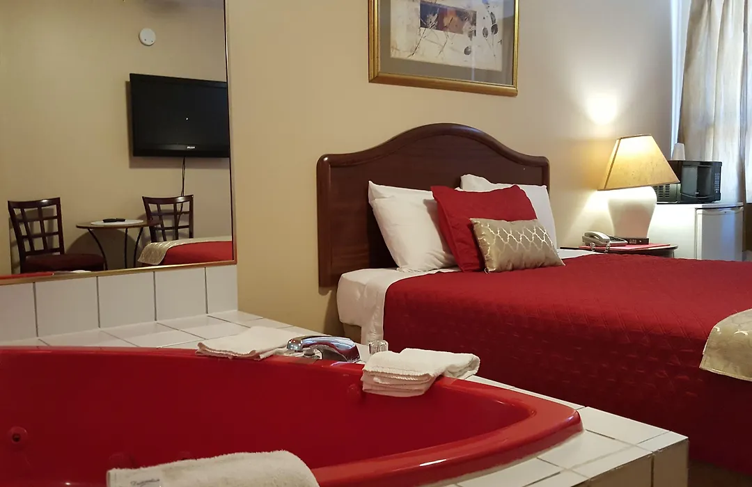 Niagara Inn & Suites-1