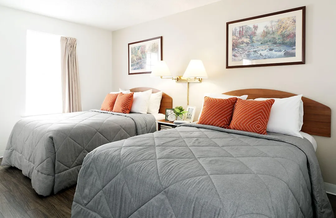 Intown Suites Extended Stay Indianapolis In - Greenwood-1