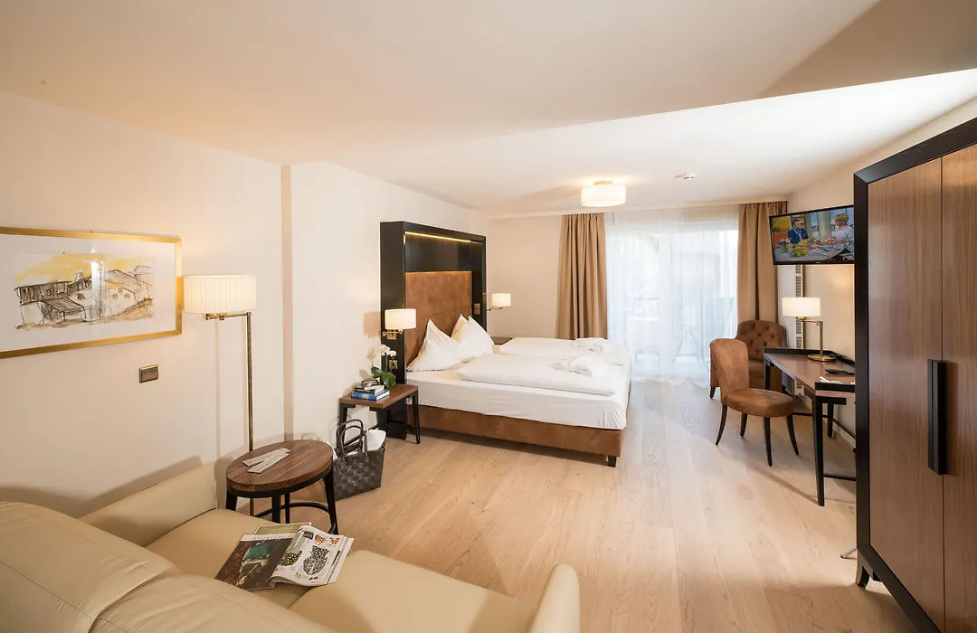 Genusshotel Goldene Rose-1