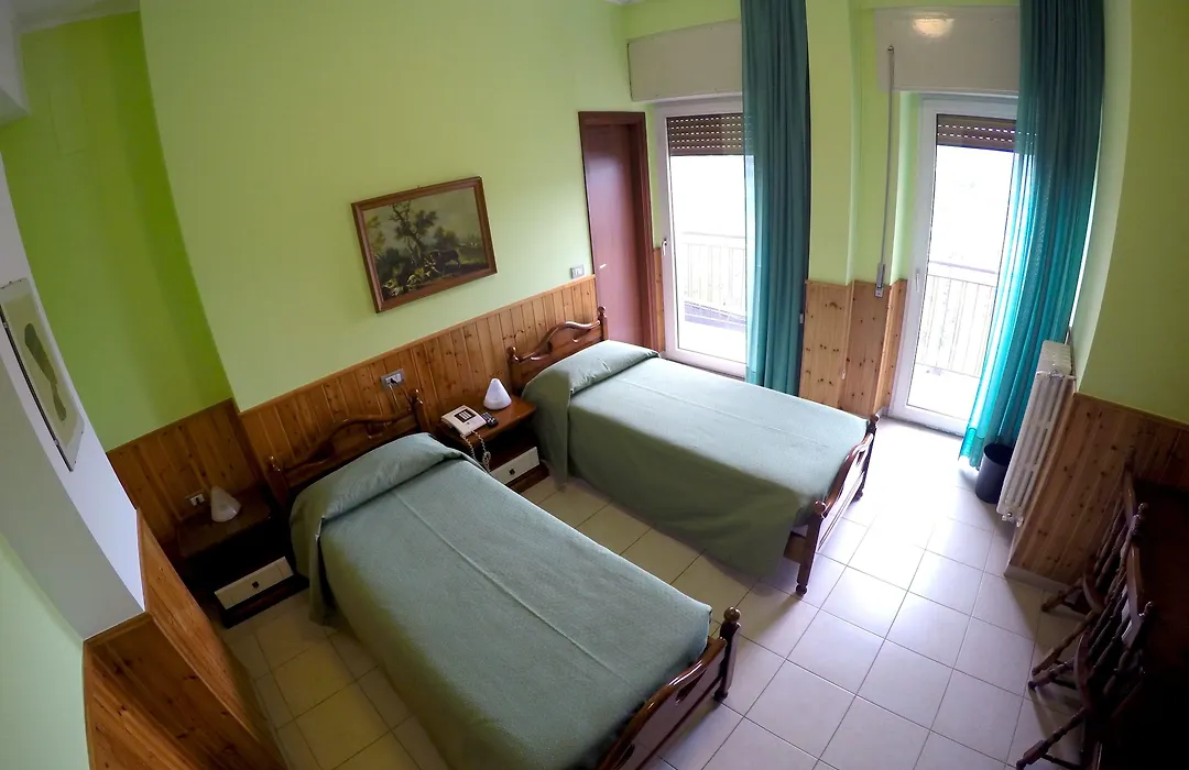 Tourist Hotel-1