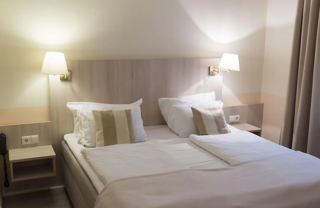 Hotel Excelsior-1