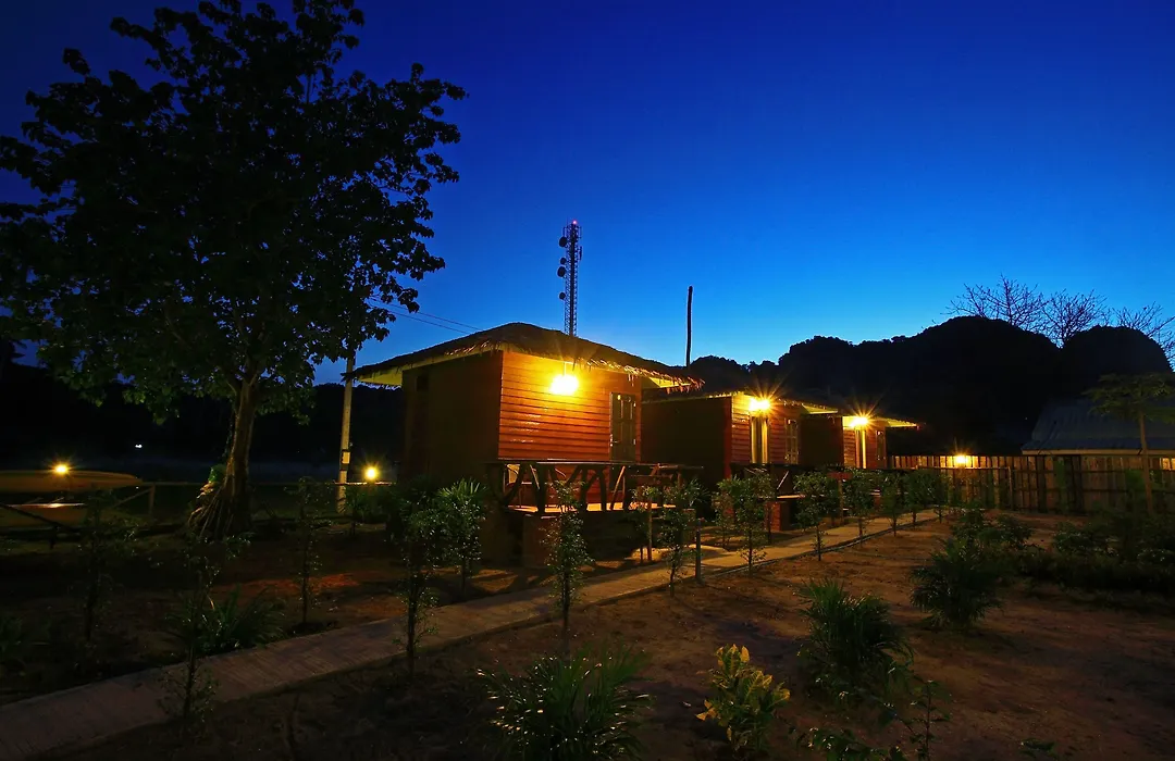 PP Red Tuna Hut-1