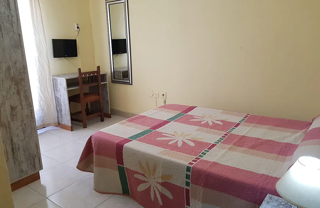 Hostal Virgen Del Rocío-1