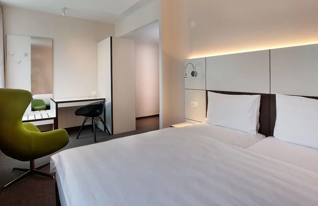B-Smart Motel Basel-1