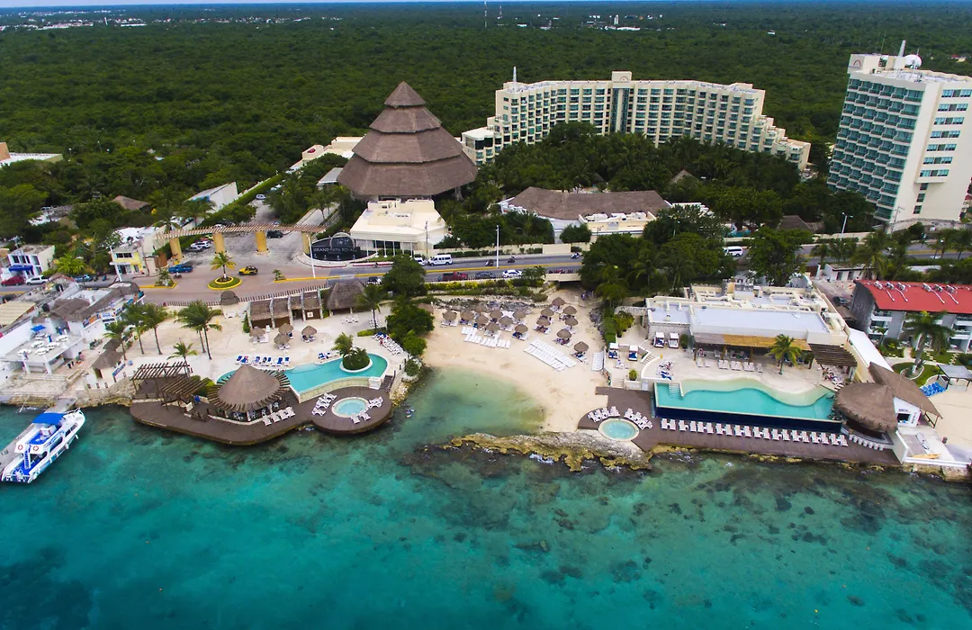 Grand Park Royal Cozumel-1