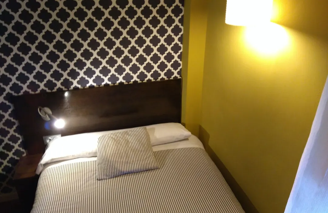 Hostal Gud Salamanca-1