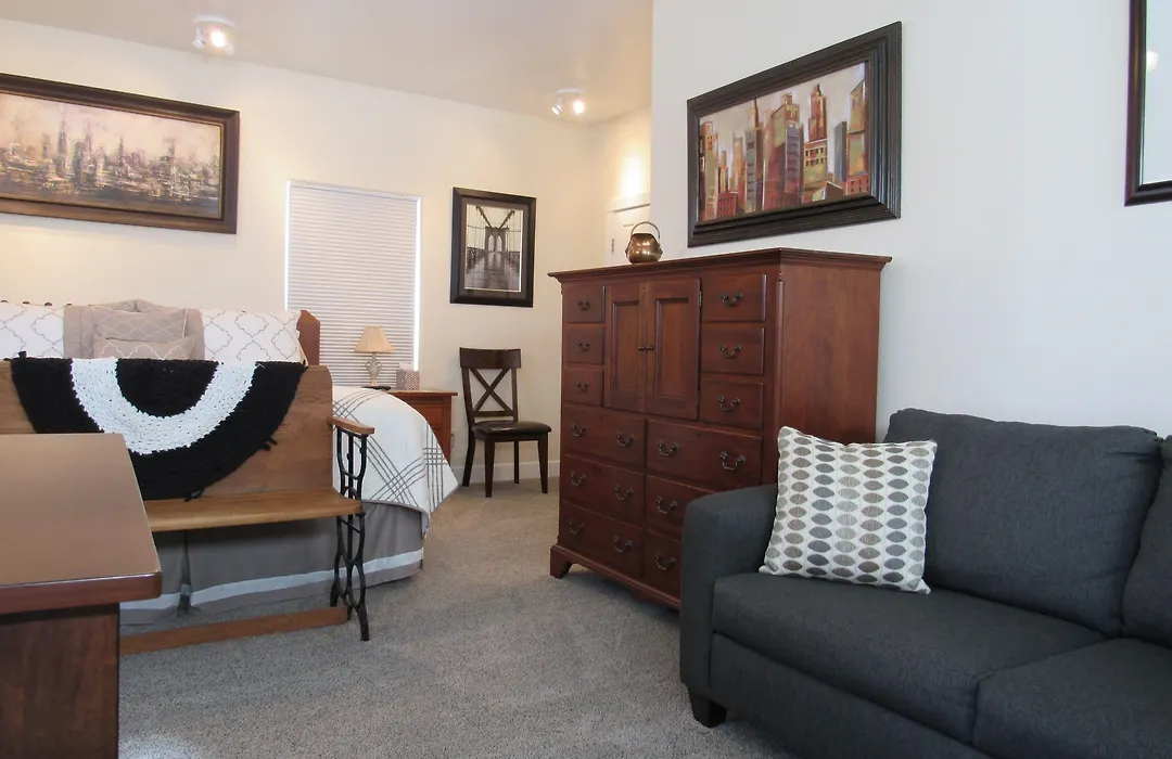 The St. Mary'S Inn, Bed And Breakfast-1