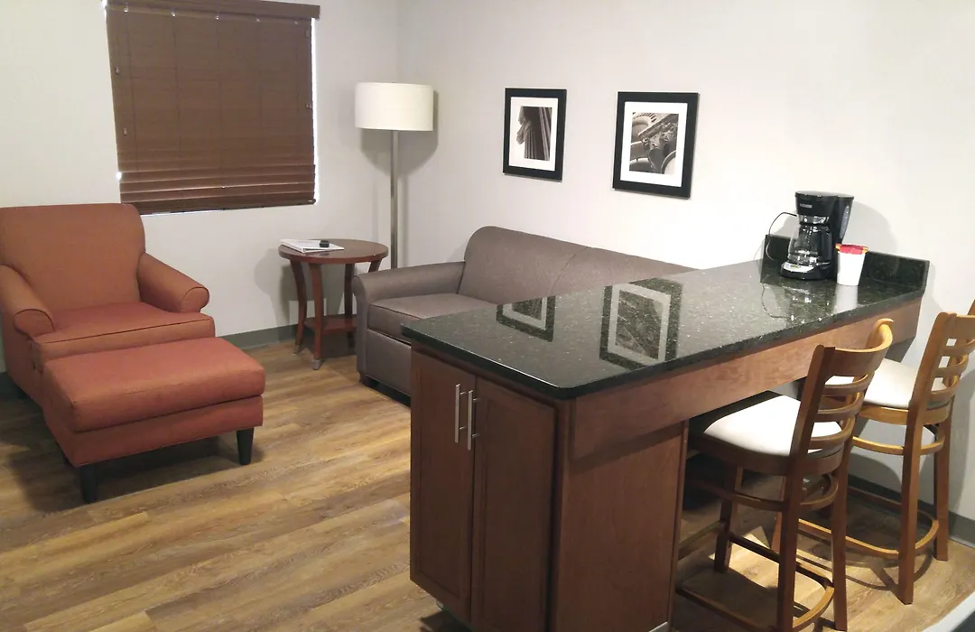 Affordable Suites Of America Portage-1