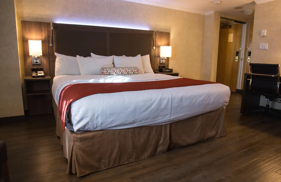 Grand Park Hotel & Suites Downtown Vancouver, An Ascend Collection Hotel-1