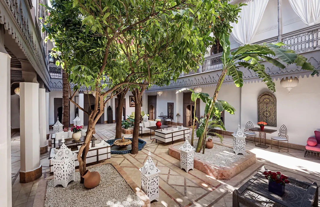 Riad Les Jardins D'Henia-1