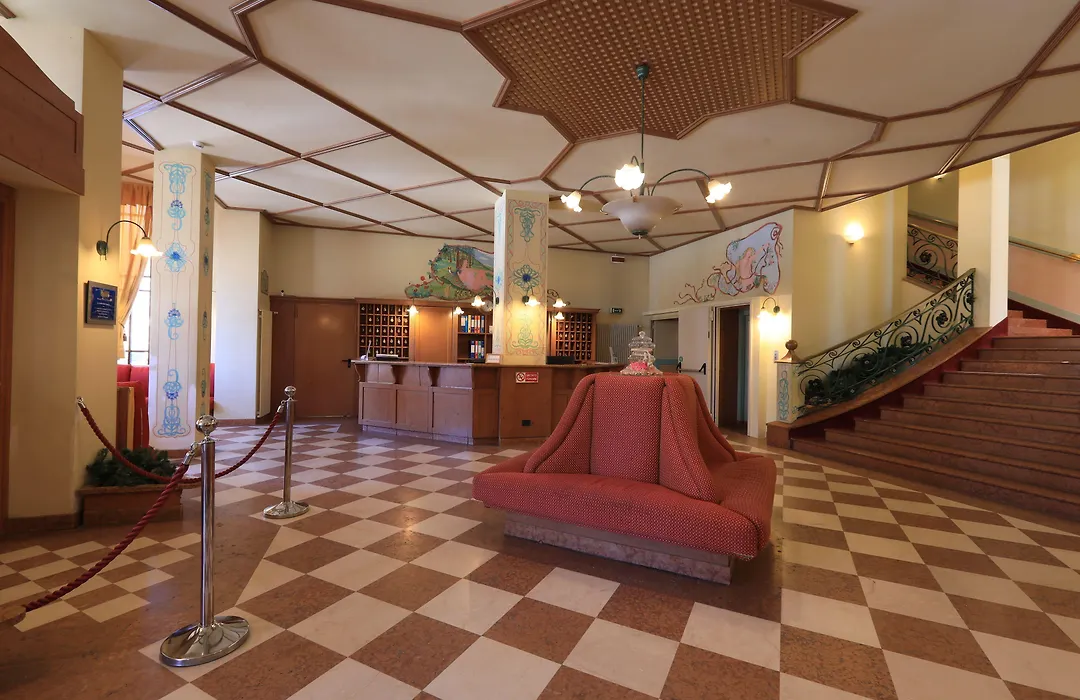 Aparthotel & Residence Palace-1