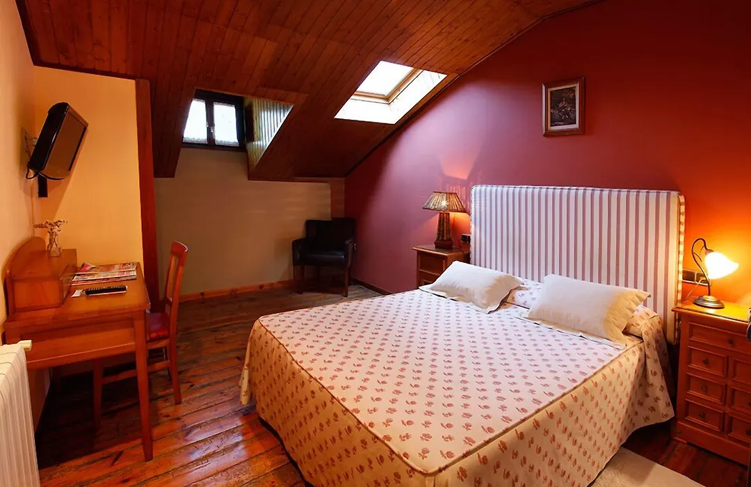 Hotel Villa de Luarca-1