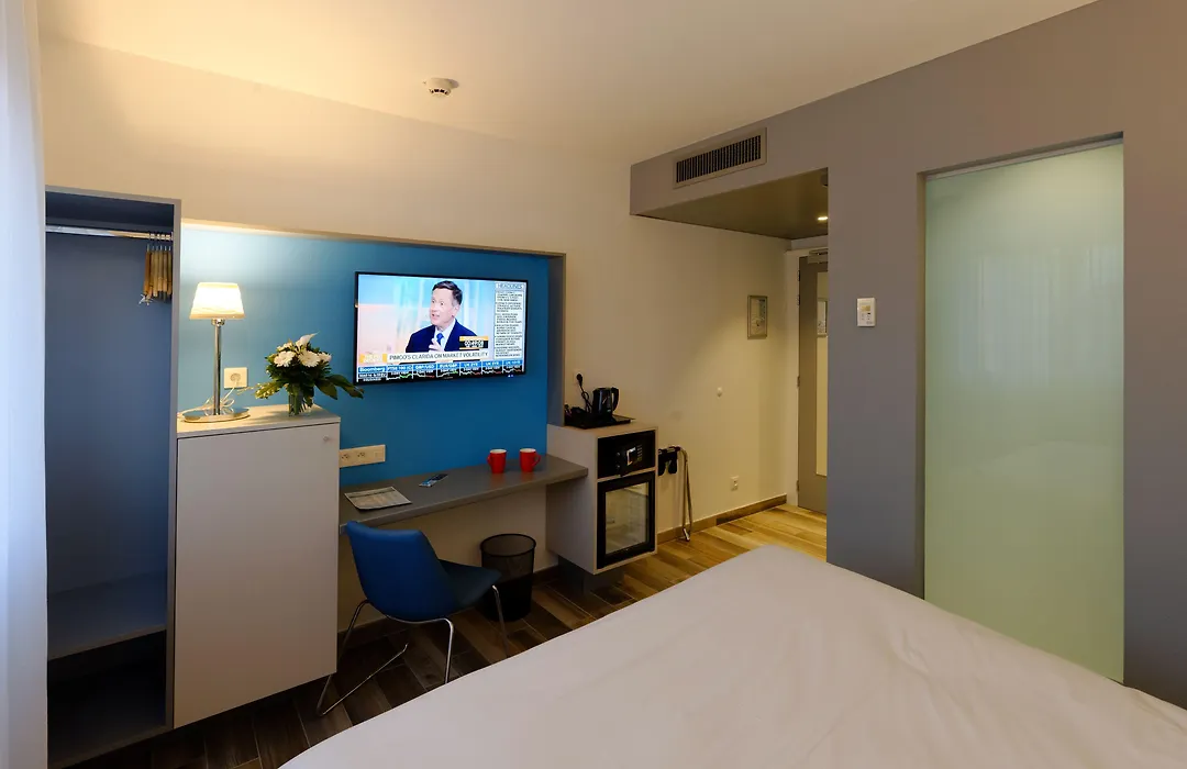 Colmar Hotel-1