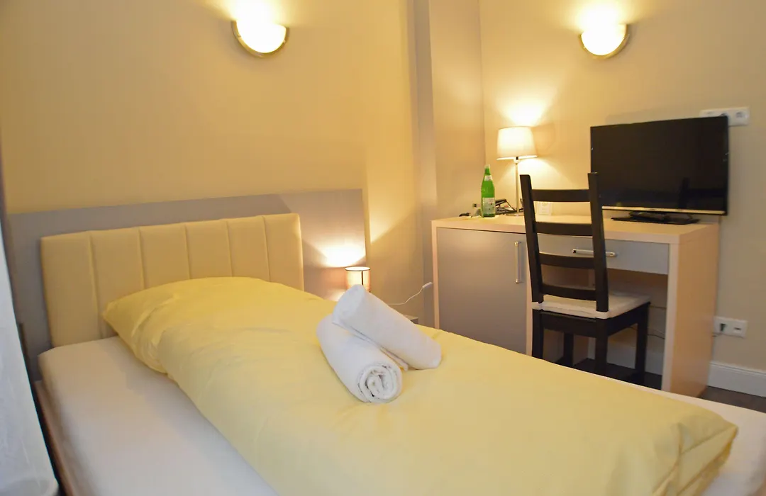 Hotel Jeta-1