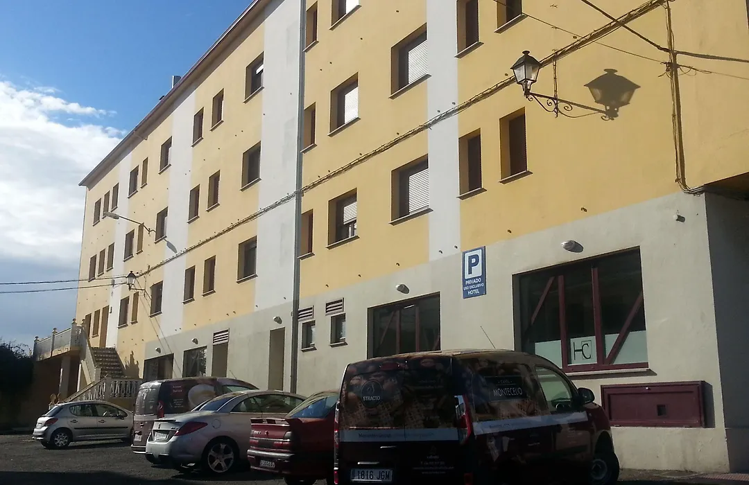 Hotel Canabal-1