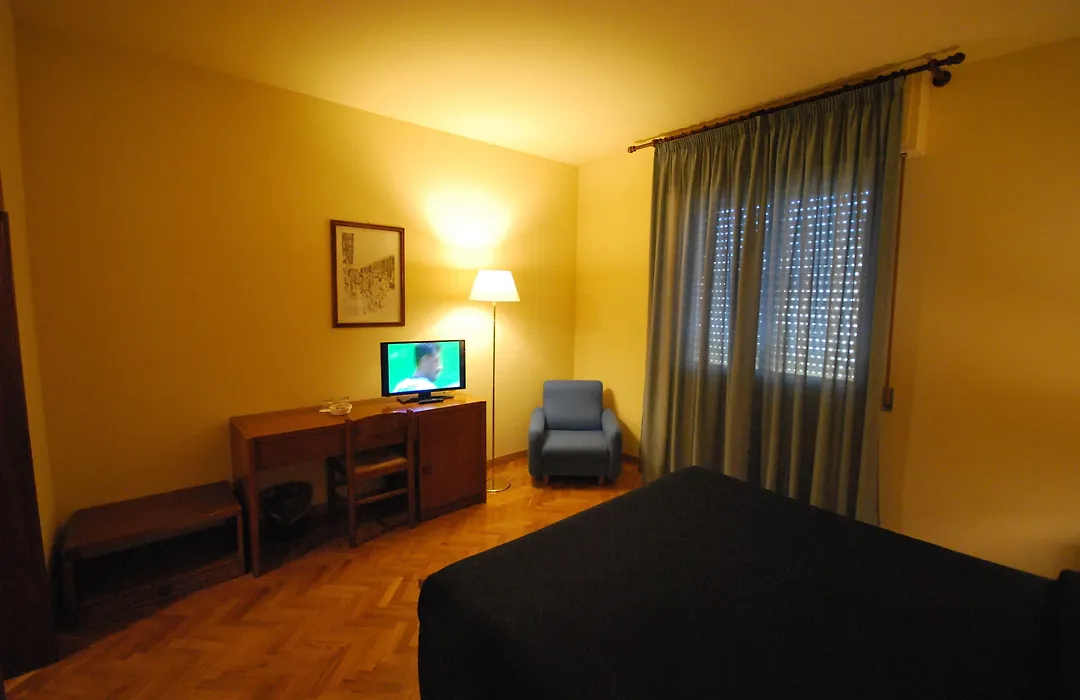 Hotel Moderno-1