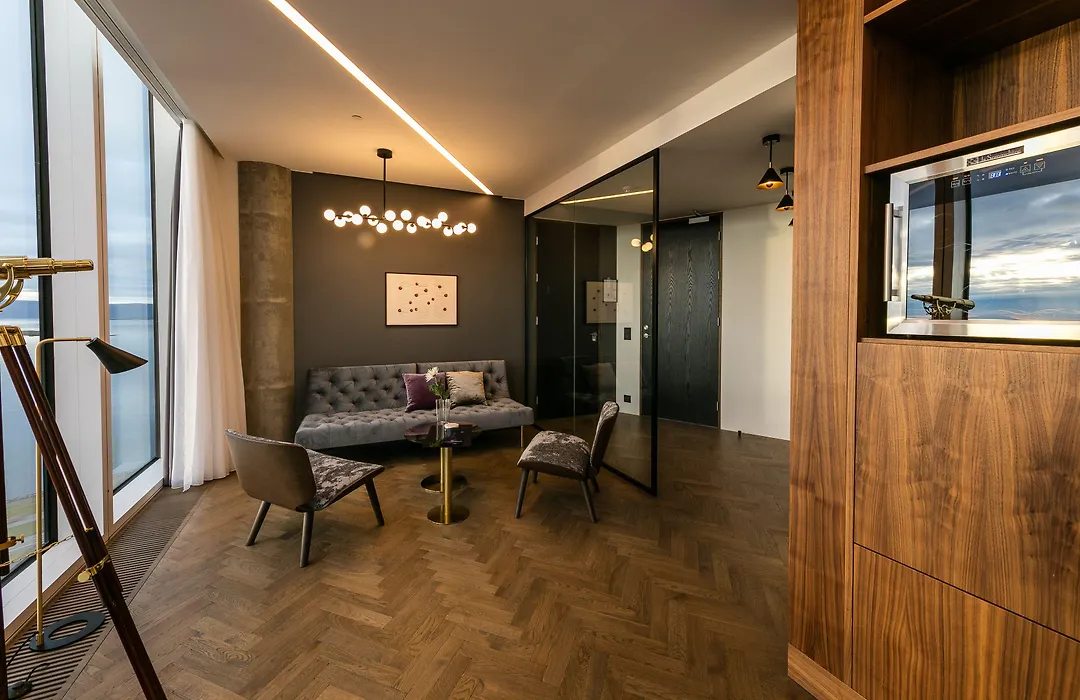 Tower Suites Reykjavik-1