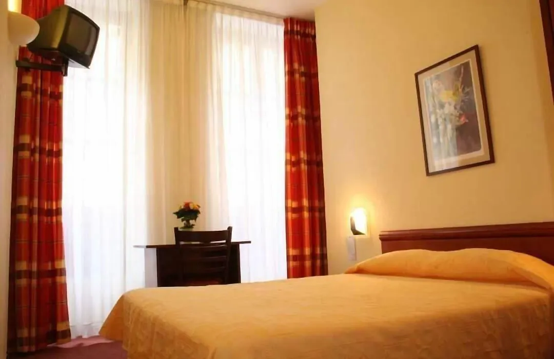 Hotel Elysée-1