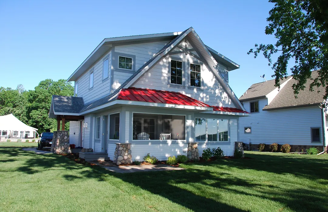 Quarterdeck Resort-1