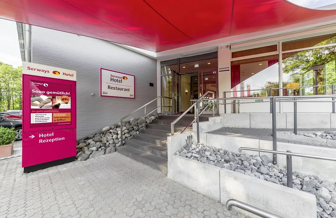 Serways Hotel Remscheid-1