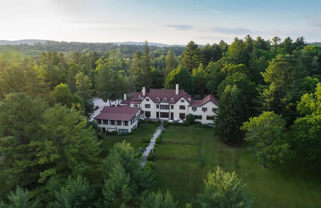 Seven Hills Inn-1