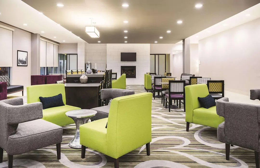 La Quinta Inn & Suites By Wyndham Clifton Park Saratoga Area 1749 Route 9-1