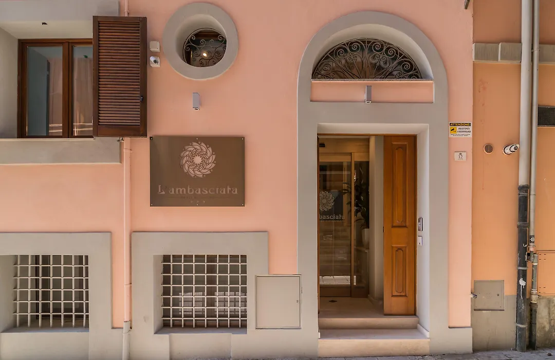 L'Ambasciata Hotel De Charme-1