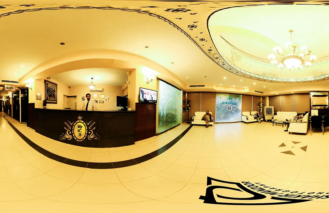 Hotel Crown Inn-1
