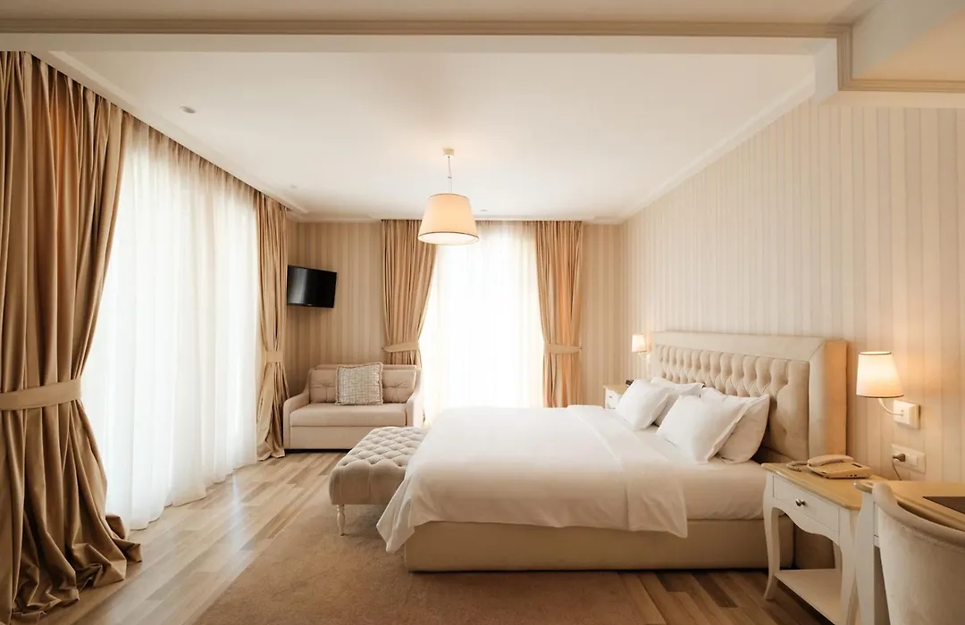Palace Hotel & Spa-1
