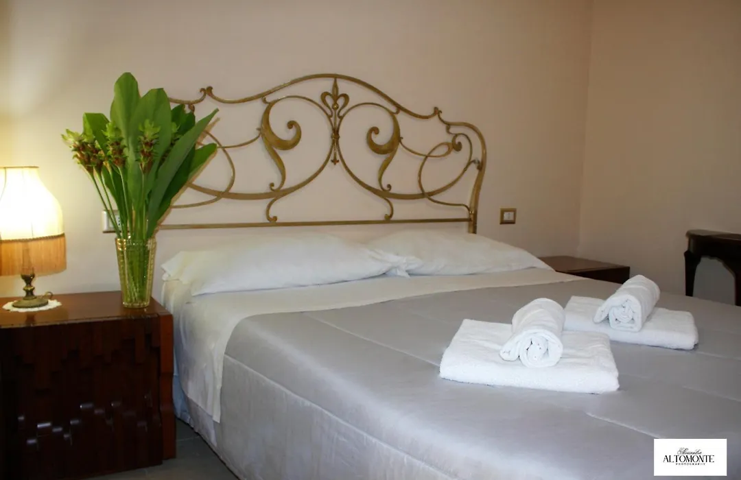 Borgo Antico Santa Lucia-1