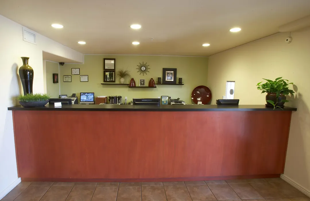 Premier Inns Tolleson-1
