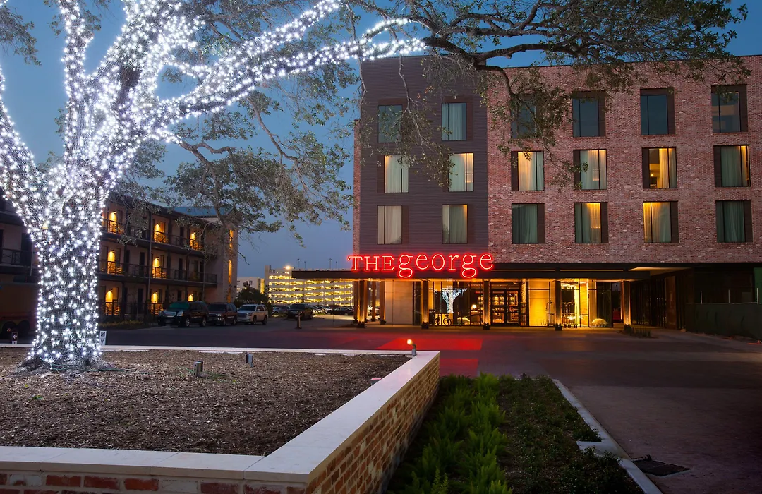 The George, By Valencia Hotel Collection-1