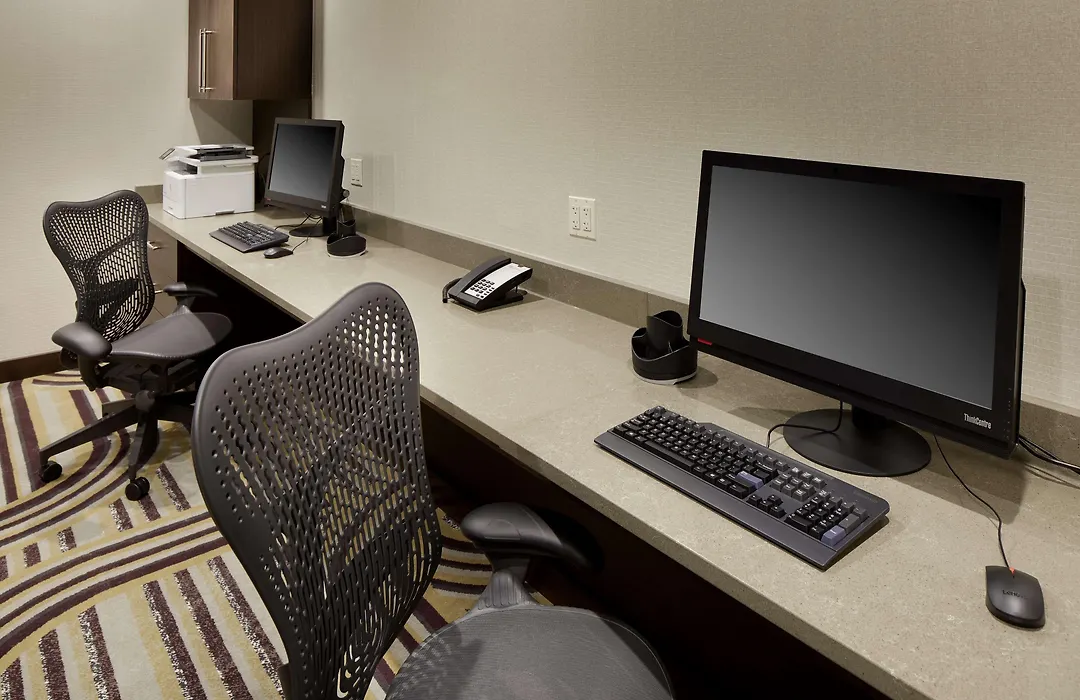 Hilton Garden Inn Roslyn-1