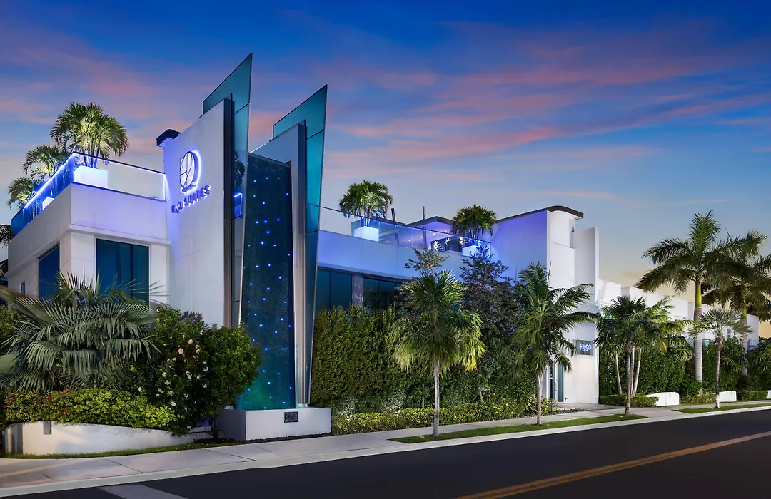 H2O Suites- Adults Only-1