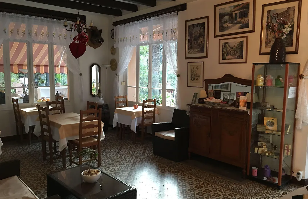 Auberge Les Gorges du Loup-1