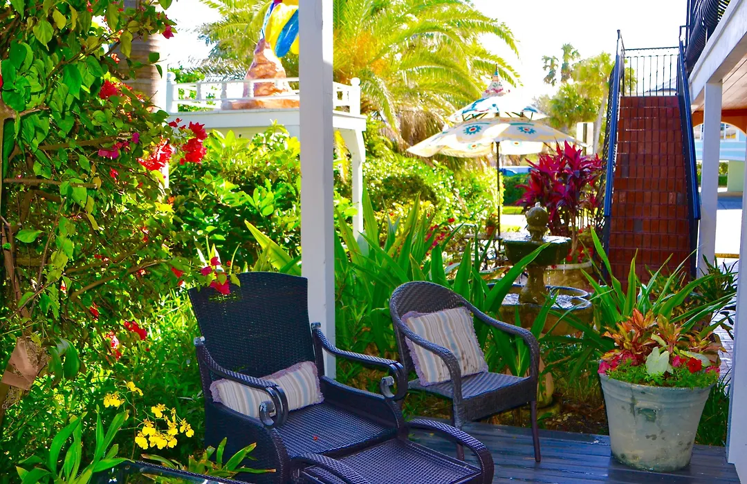 Sea Turtle Inn-1