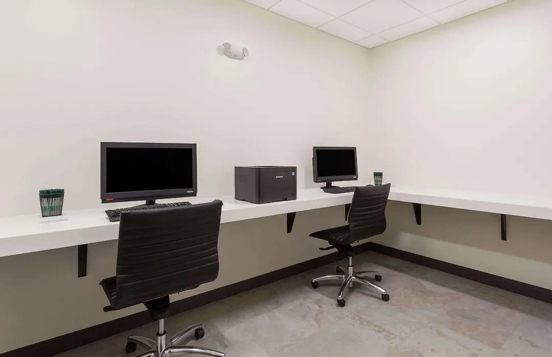 Wingate By Wyndham Altoona Downtown/Medical Center-1