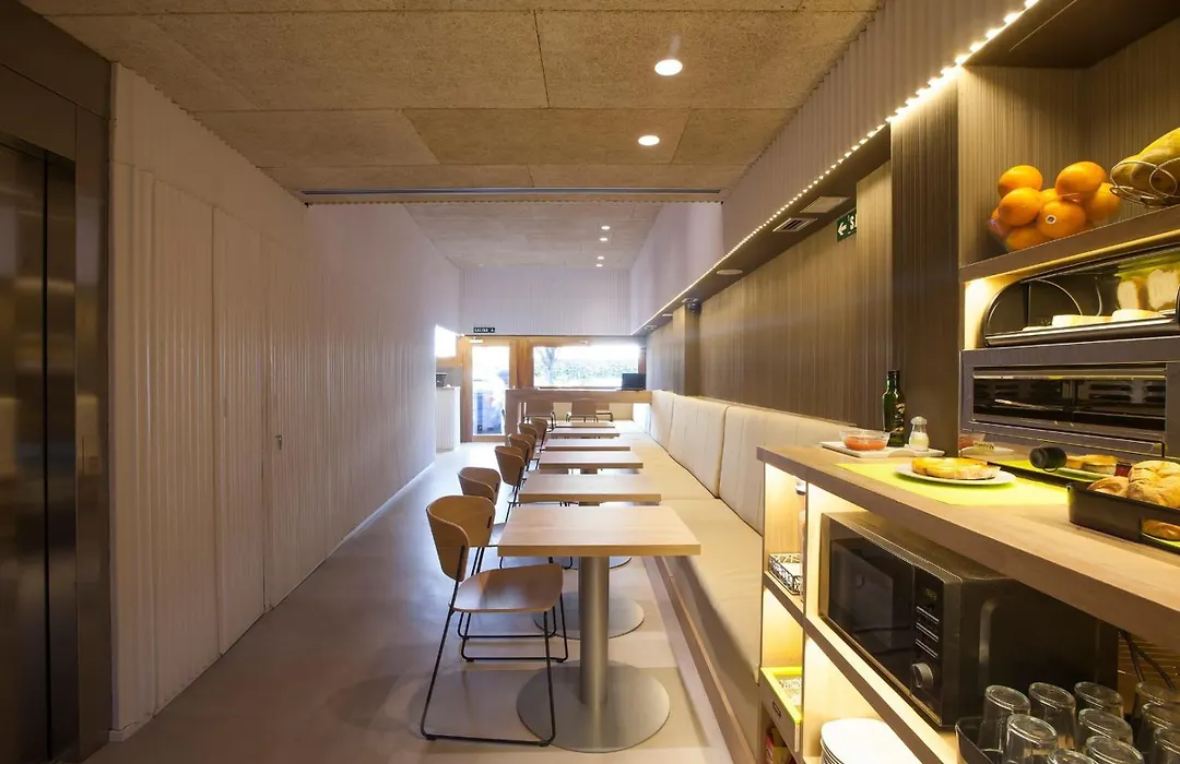 Hotel A Pamplona-1