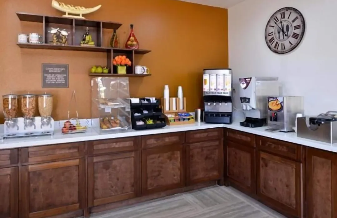 Scottish Inn & Suites - Conroe-1