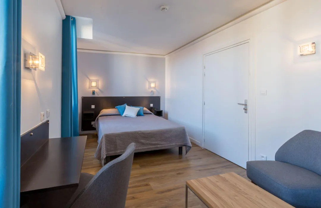 Hotel Regina Bordeaux Gare Saint-Jean-1