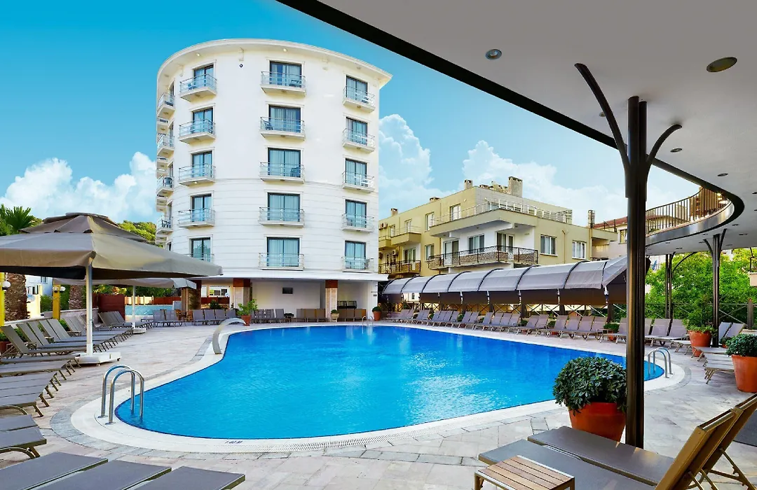 Ayvalik Cinar Hotel-1