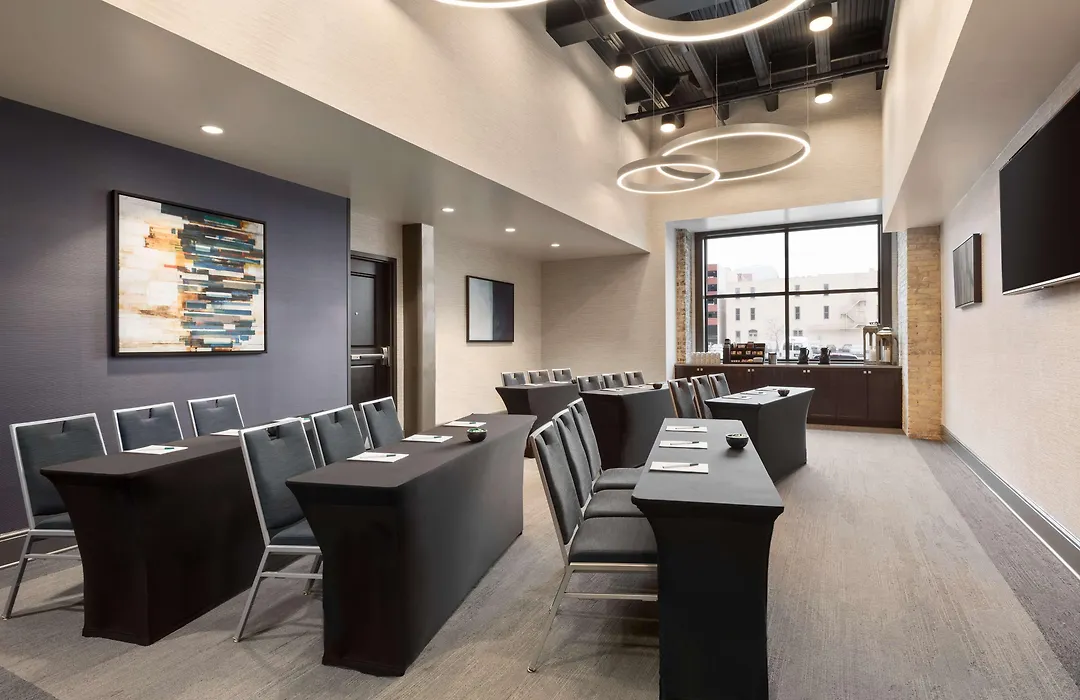 Homewood Suites By Hilton Milwaukee Downtown-1